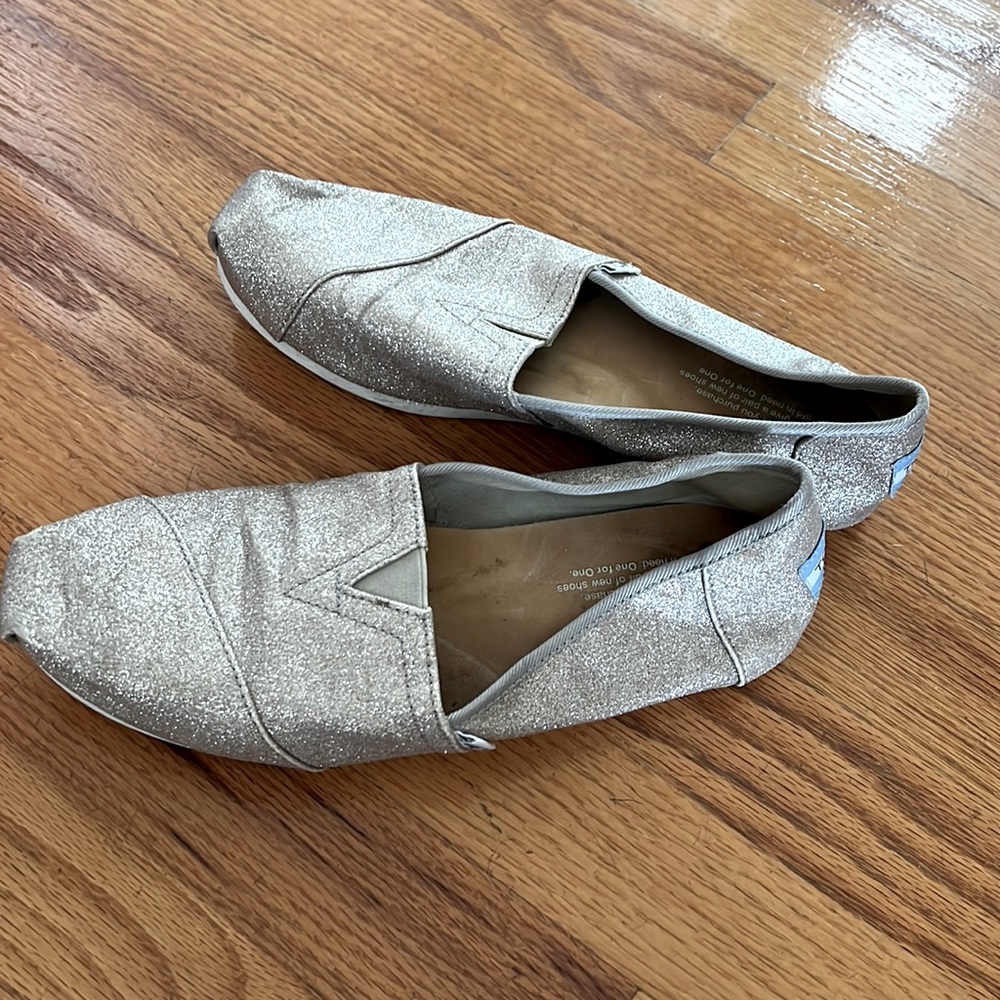 Gold glitter Toms